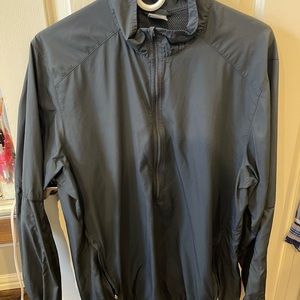 Nike mens lightweight windbreaker